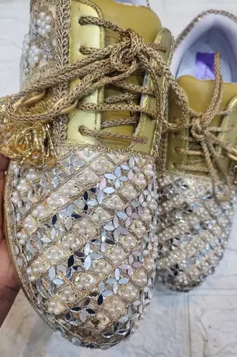 Golden solid synthetic sneakers