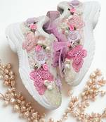 Purple solid synthetic sneakers