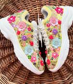 Yellow solid synthetic sneakers