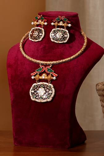Gold plated multicolor kundan necklace set