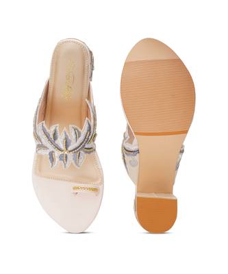 Cream embroidered Kolhapuri block heels 6