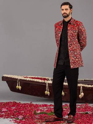 Maroon georgette embroidered jodhpuri set for mens 4