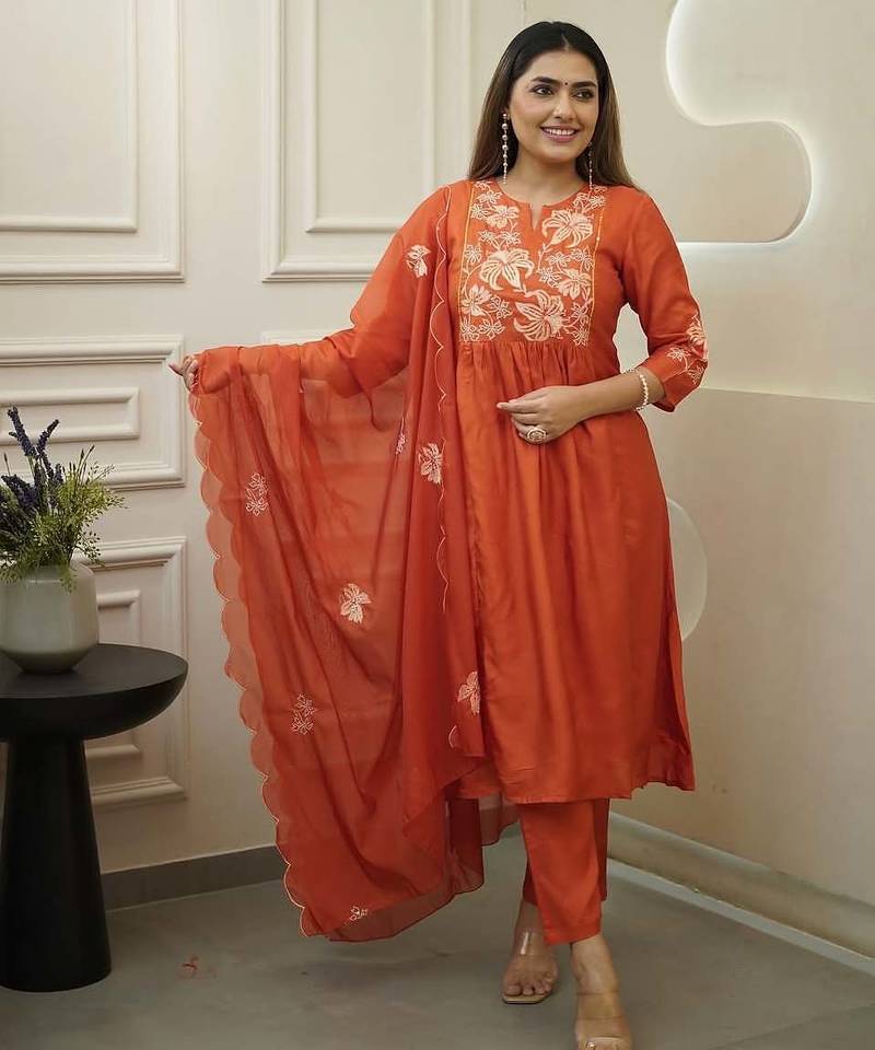 chinon embroidered kurta set with matching chinon dupatta