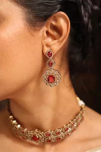 Royal pink kundan choker set with maang tikka and earrings