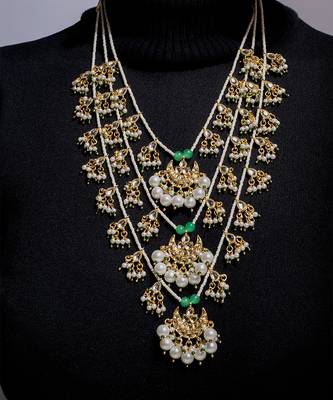 High gold multi-layer pearl and kundan necklace set with matching earrings 2