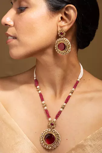 Ruby red beaded necklace set with statement pendant