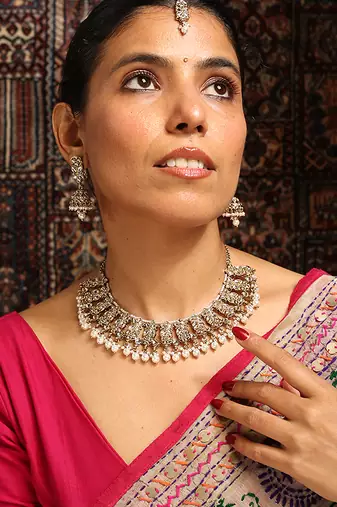 Royal kundan choker set with pearl droplets