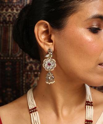 Pearl beaded long necklace set with kundan pendant 2