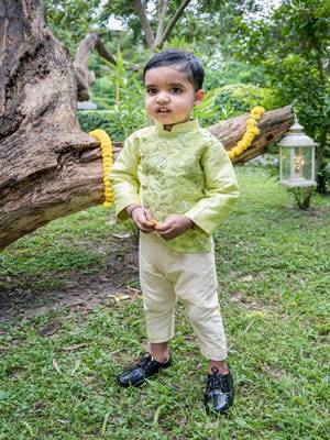 Green embroidered net kurta pyjama 3