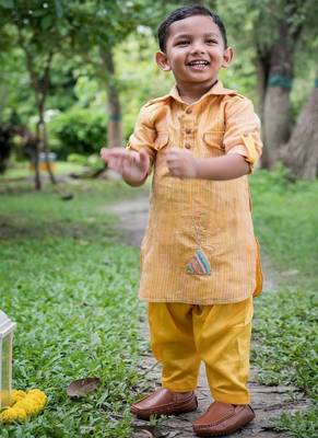 Mustard yellow embroidered cotton kurta pyjama 1