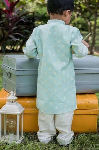 Green printed cotton kurta pyjama