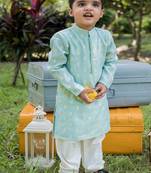 Green printed cotton kurta pyjama