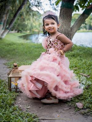 Pink embroidered net co ord set 5