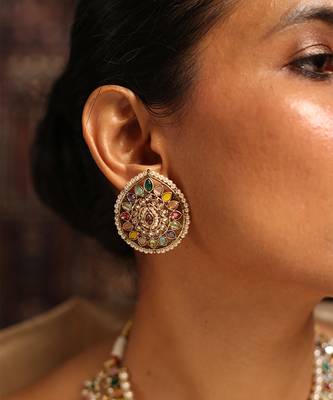 Vibrant multicolor stone choker set with kundan work 2