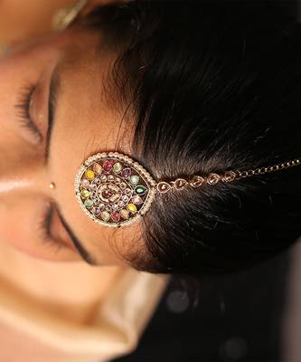 Vibrant multicolor stone choker set with kundan work 3
