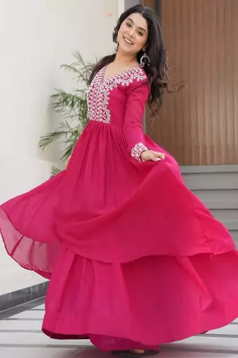 Pink bloom star georgette gown