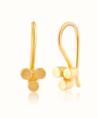 Gold plated stud earrings in sterling silver 2