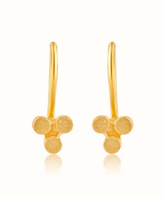 Gold plated stud earrings in sterling silver 3