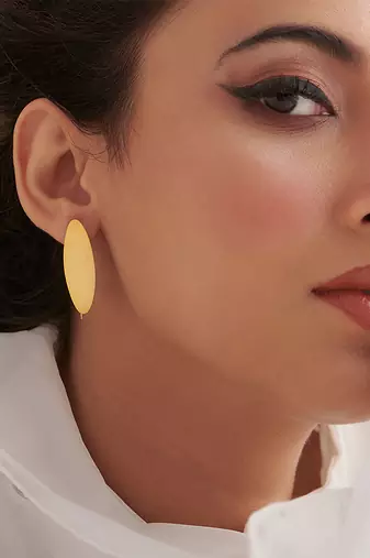 Gold plated earrings in sterling silver
