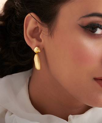 Gold plated dangler earrings in sterling silver 1