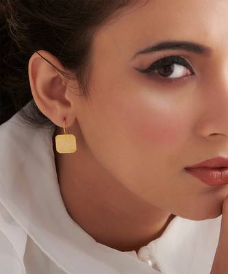Gold plated earrings in sterling silver 1