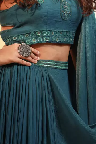 Blue plain georgette saree
