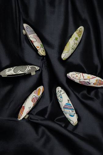 Set of 6 multicolour heart design printed oval shape sarees brooch | combo set saree pin