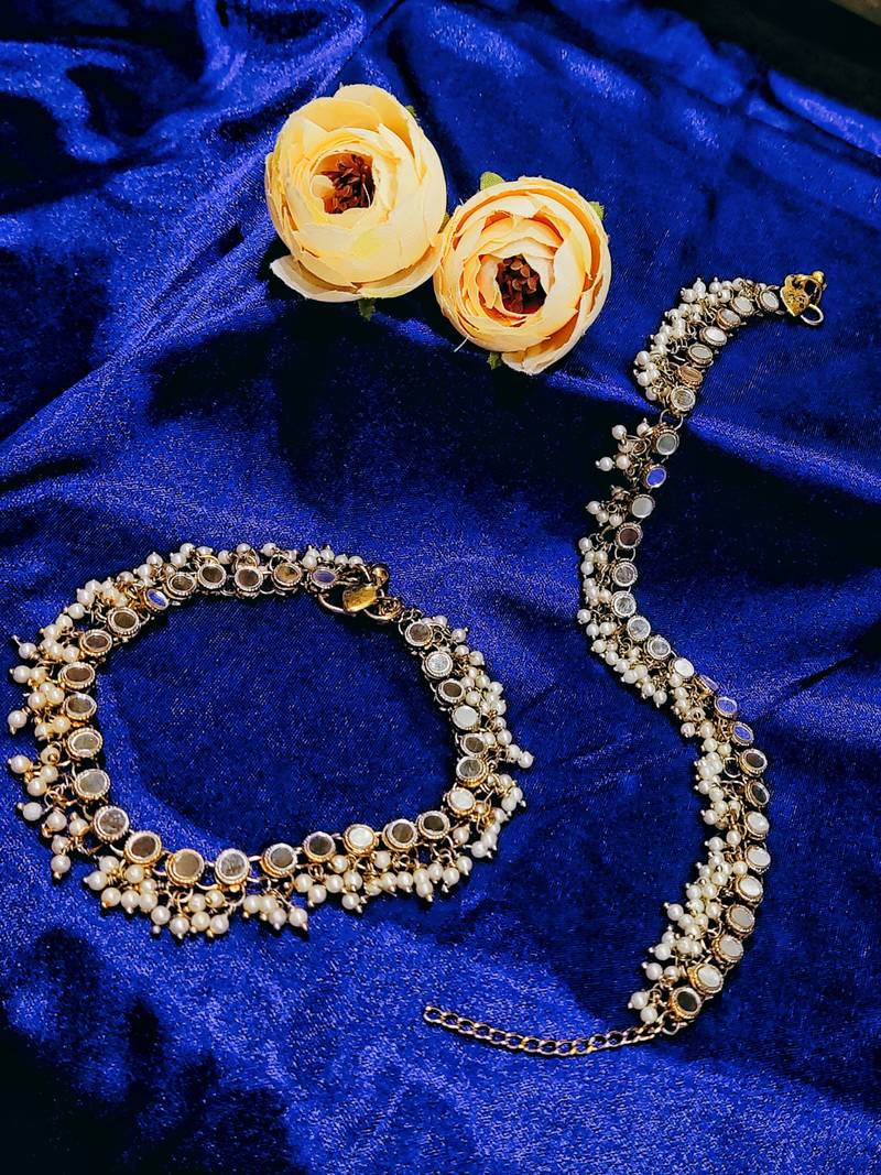 Gold-plated pearl and mirror studded anklet | wedding payal