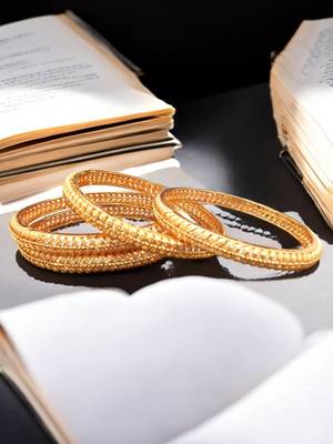 Set of 4 gold plated traditional bangles 1