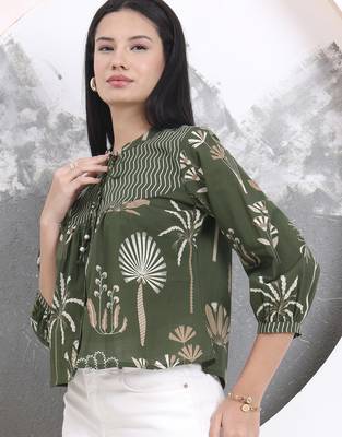 green cotton three quarter puffed sleeves top 2