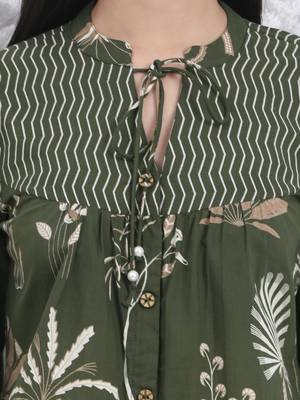 green cotton three quarter puffed sleeves top 4