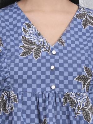 blue cotton gathered or pleated top 4