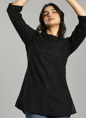 black regular style top design embroidered 4