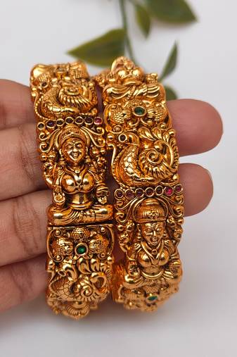 Temple bridal nakshi bangles