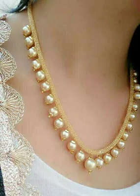 Gold color pearls necklace 3