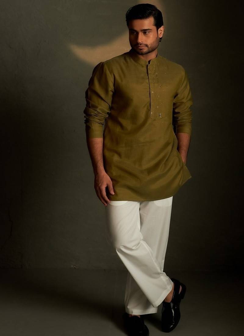 Green plain chanderi kurta pajama