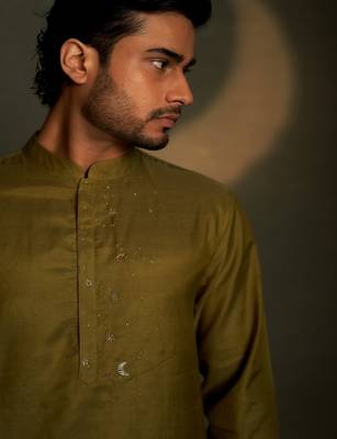 Green plain chanderi kurta pajama 3