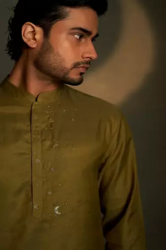 Green plain chanderi kurta pajama