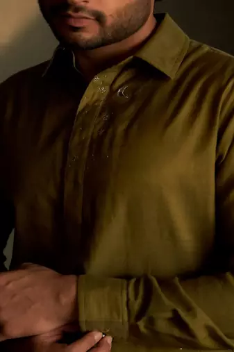 Green plain chanderi kurta pajama