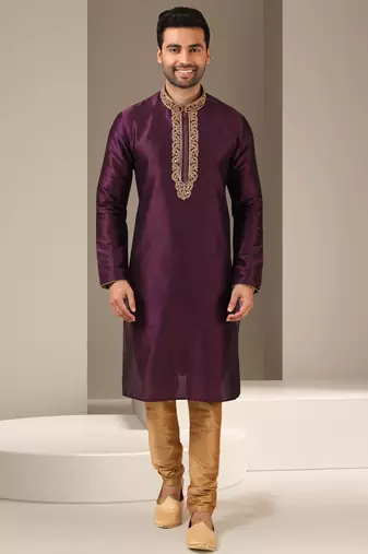 Men's magenta  kurta with banarasi art  silk and without lining