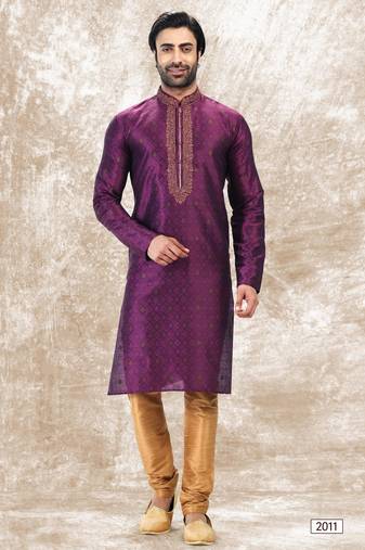 Men's magenta  straight kurta with jaqurd silk brocade and without lining