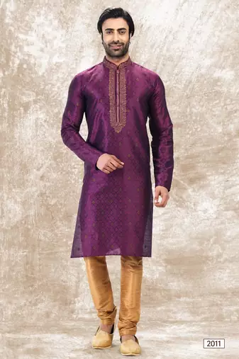 Men's magenta  straight kurta with jaqurd silk brocade and without lining