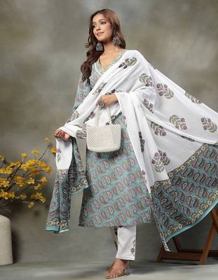 sky blue paisley cotton straight kurta white trouser white dupatta set 5