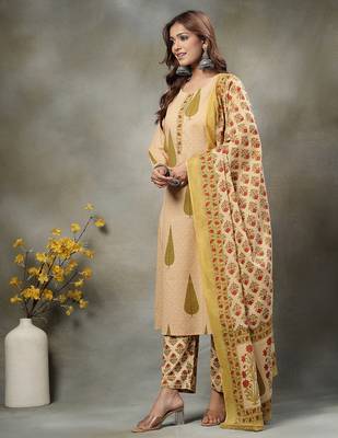 green and peach floral sequins work cotton a-line kurta and trouser dupatta set 2