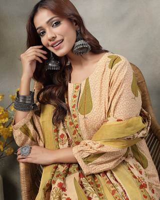 green and peach floral sequins work cotton a-line kurta and trouser dupatta set 5