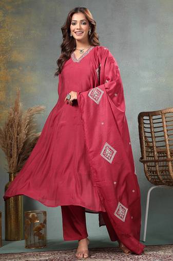 maroon zari work a-line chanderi silk kurta trouser dupatta set