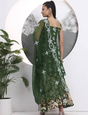 green cotton sleeveless kurta palazzo dupatta set 3
