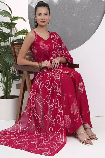 red floral straight silk blend sleeveslss kurta palazzo dupatta set