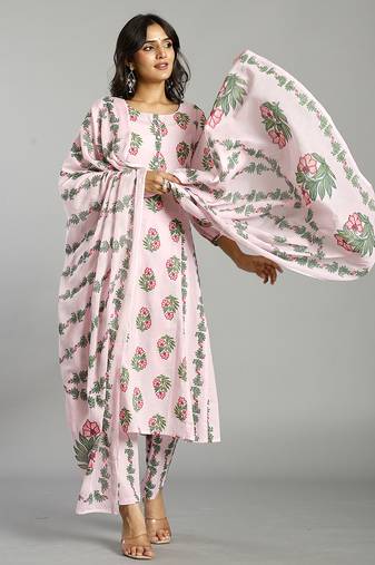 pink block print handcrafted cotton flared kurta set