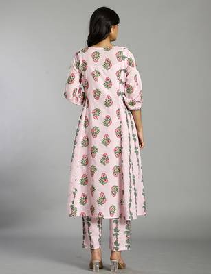 pink block print handcrafted cotton flared kurta set 3